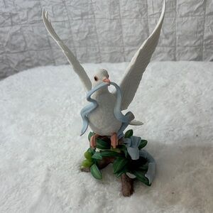 Lenox White Dove Figurine with Light Blue Ribbon 2000